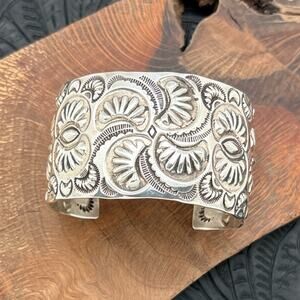 2010s SOUTHWEST STYLE Sterling Silver Wide Statement Cuff Bracelet Repousse